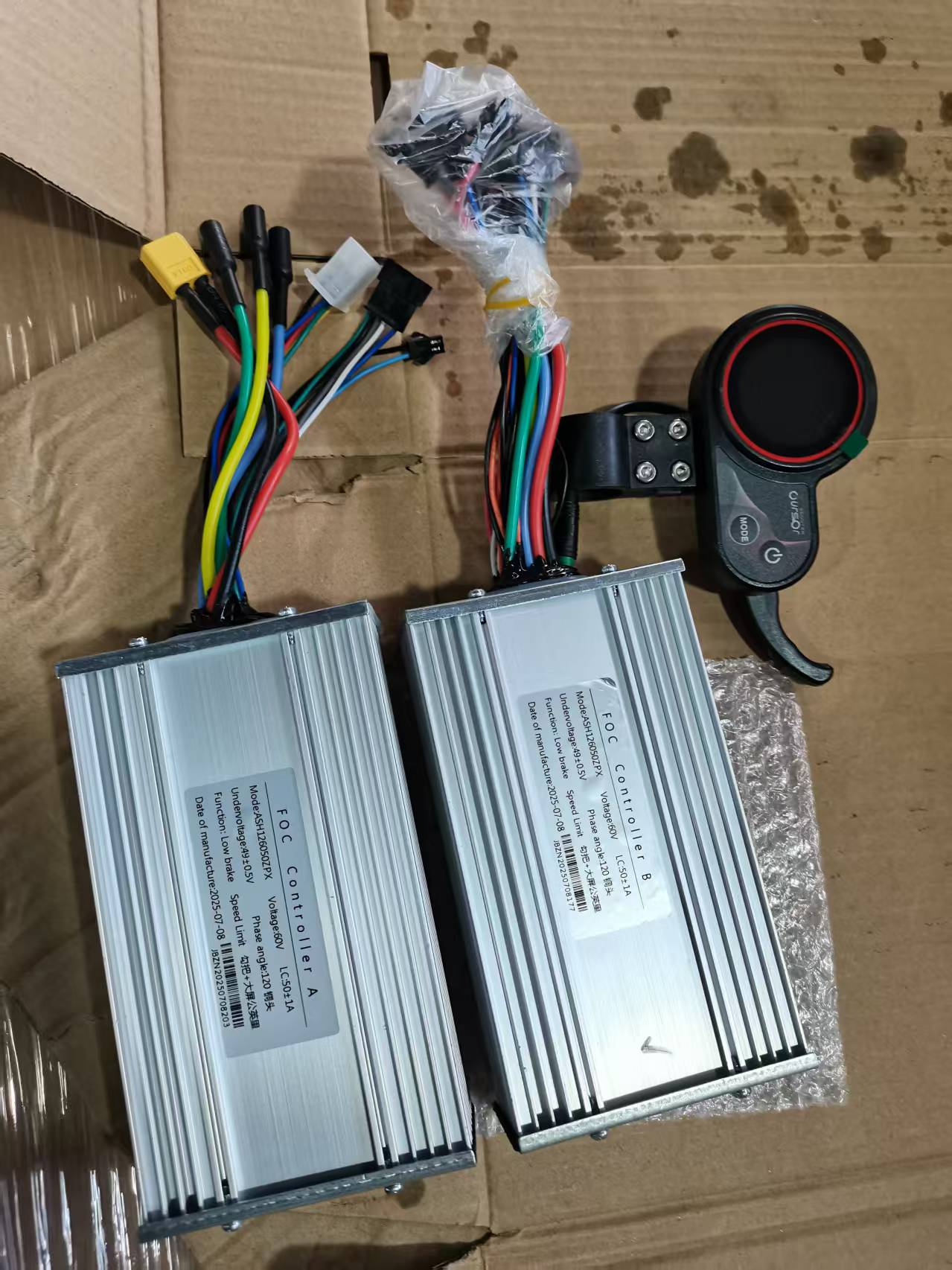 Wholesale 60V 45A 50A Electric - огляд і ціна 60V 5600W Dual Motor Electric Scooter